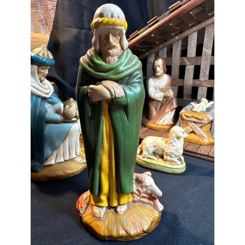 Wooden Nativity Stable Scene Stable Creche Christmas 16 Decor Figures with  barn